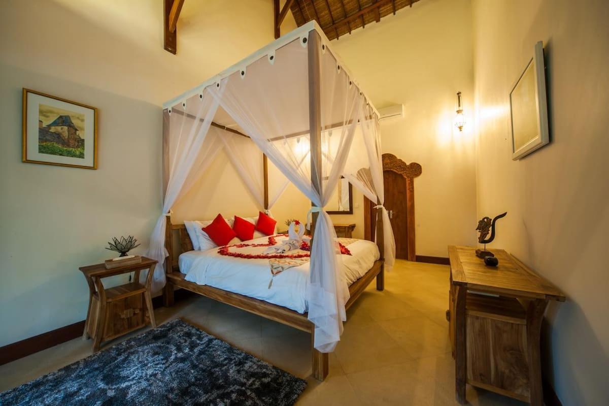 Luxury 3Br Infinity Jungle View Aashaya Villa Ubud Zewnętrze zdjęcie