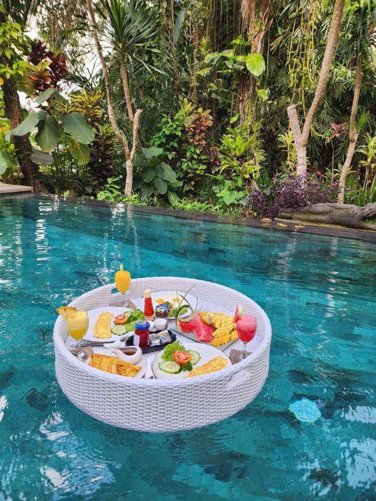 Luxury 3Br Infinity Jungle View Aashaya Villa Ubud Zewnętrze zdjęcie